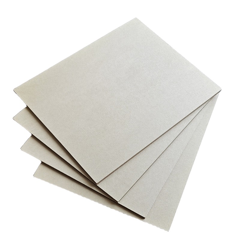 Précautions d'utilisation du carton pressé précomprimé d'isolation électrique